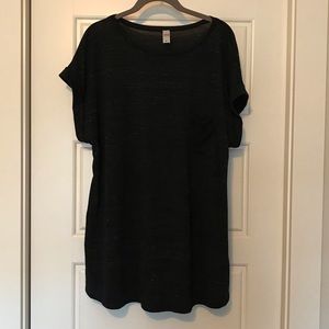 Heather black t shirt